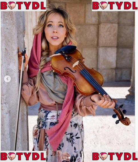 Lindsey Stirling Onlyfans Photo Gallery 