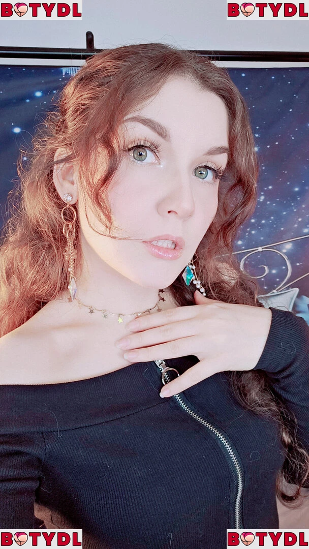 KittyKlaw ASMR Onlyfans Photo Gallery 