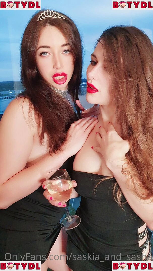 Saskia And Sasha Onlyfans Photo Gallery 