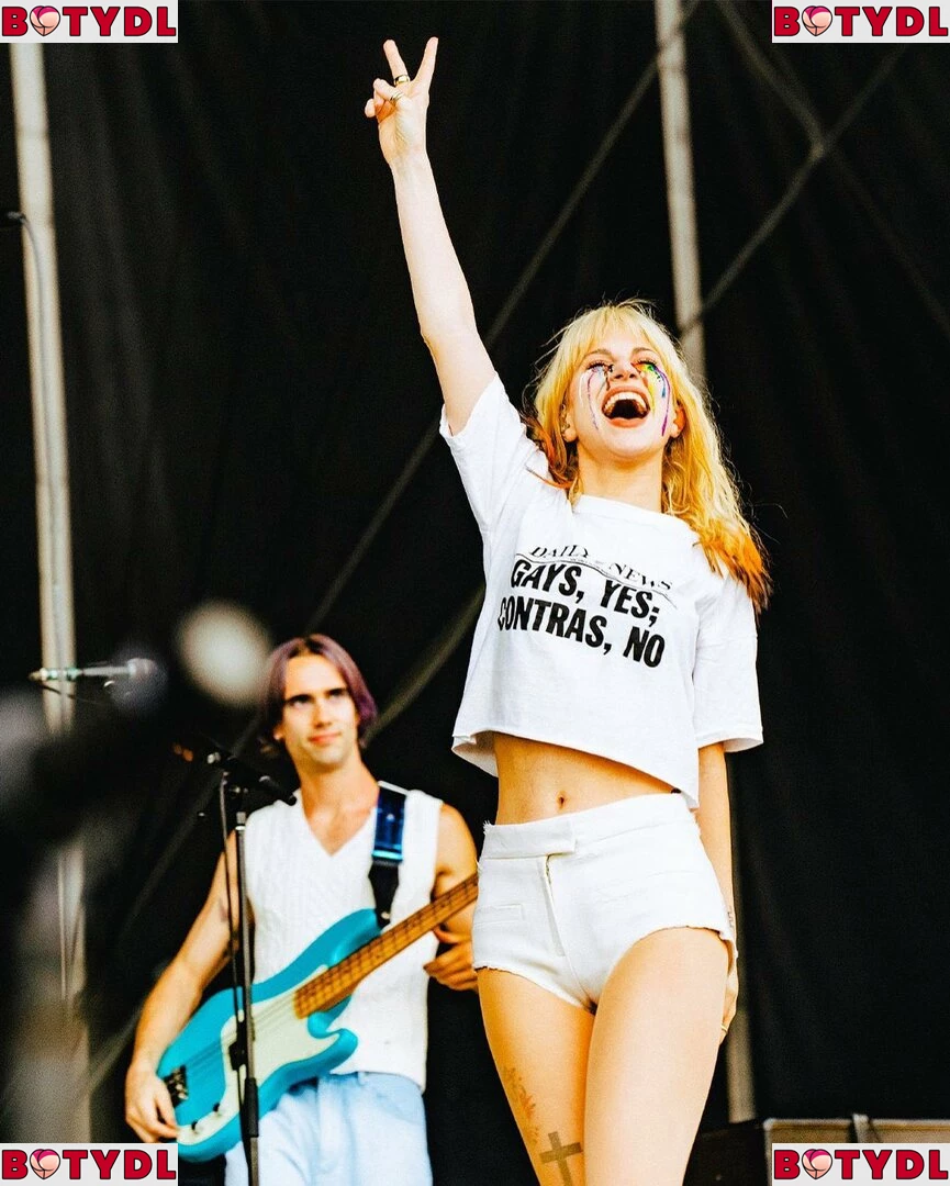 Hayley Williams Onlyfans Photo Gallery 