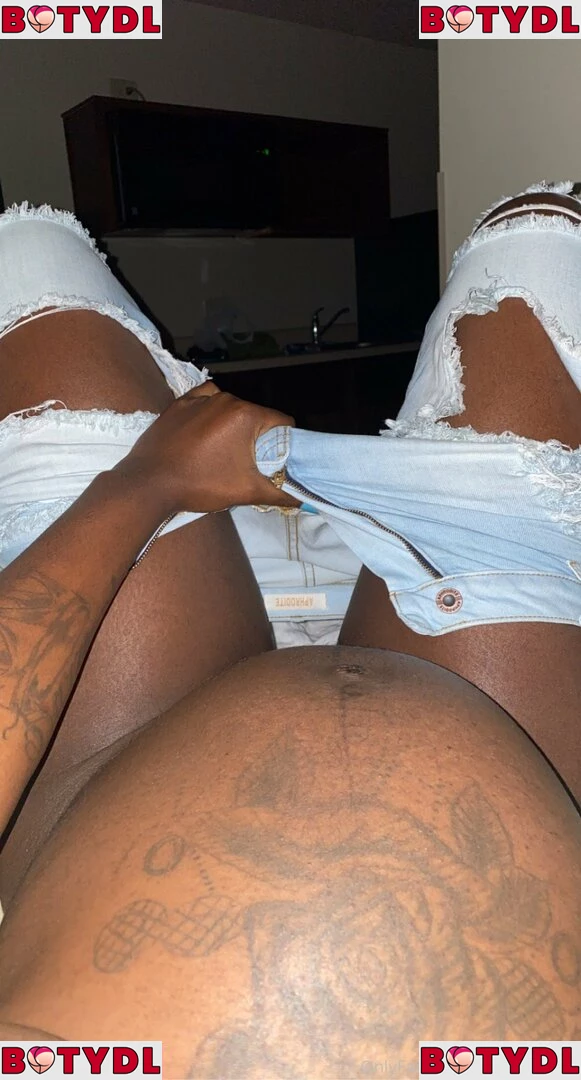 thedejababe Onlyfans Photo Gallery 