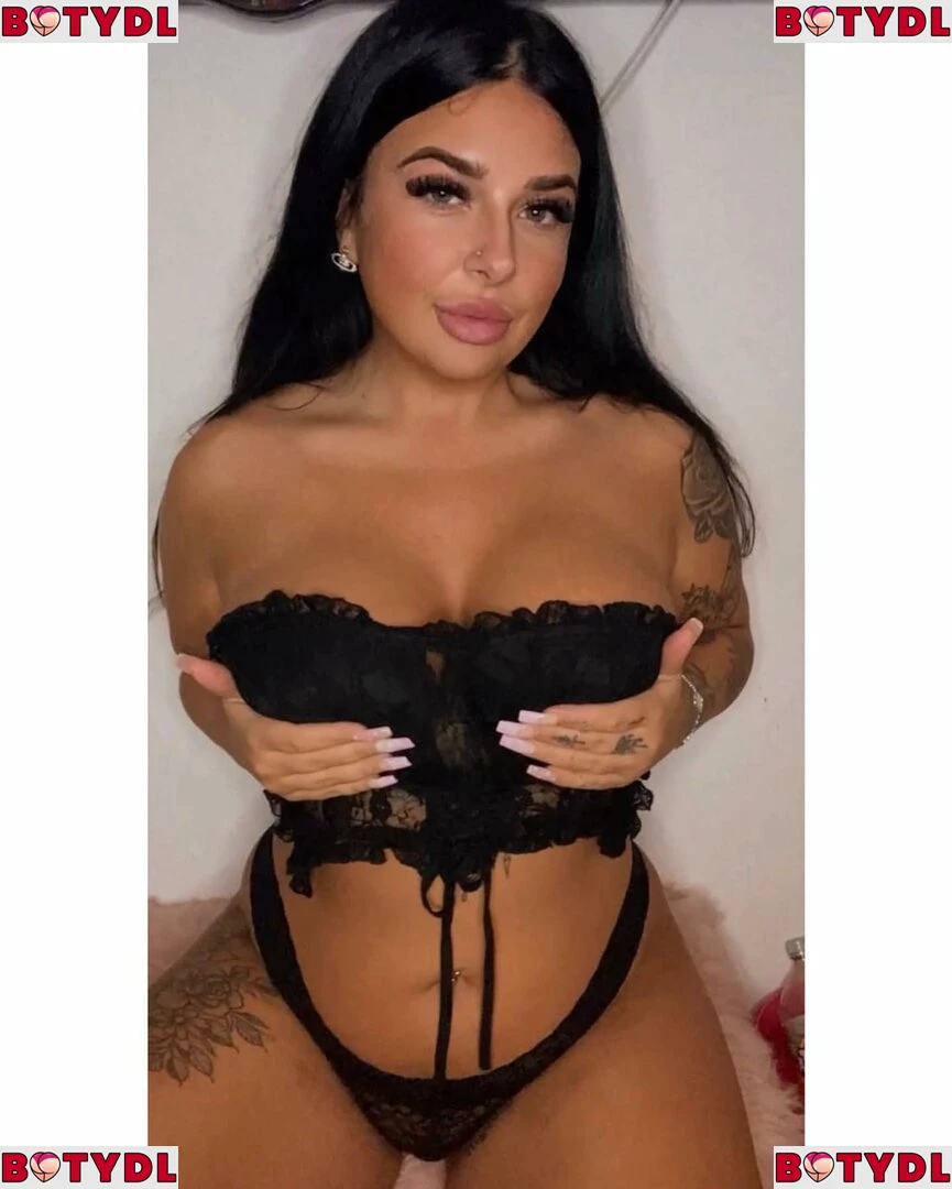 Sammy Onlyfans Photo Gallery 