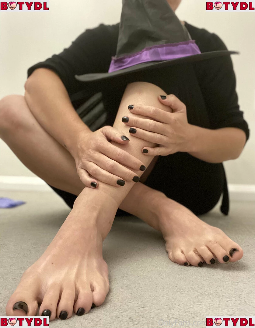 solearchfeet Onlyfans Photo Gallery 