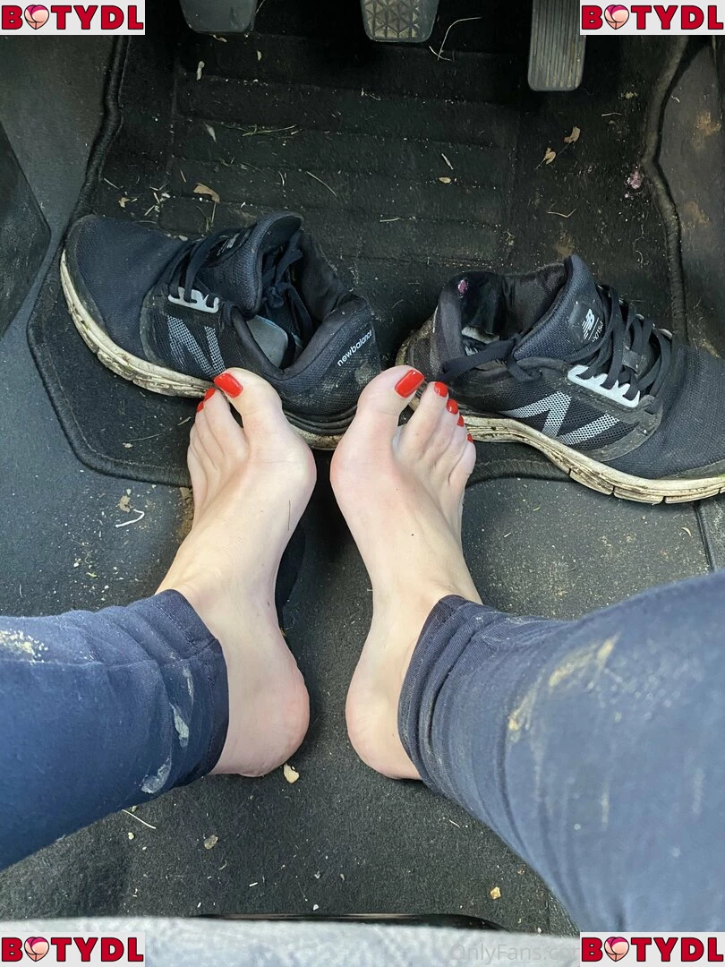 solearchfeet Onlyfans Photo Gallery 