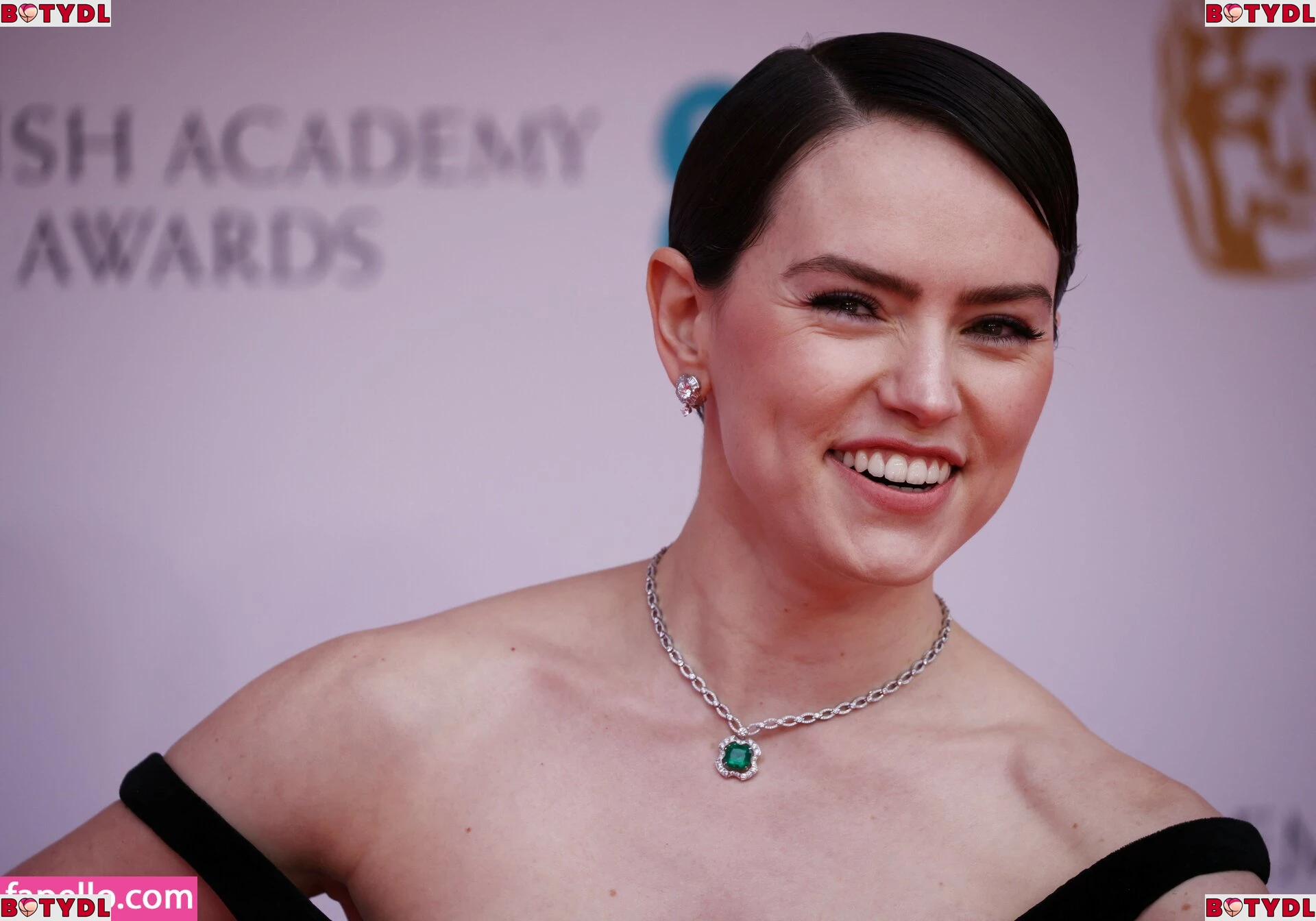 Daisy Ridley Onlyfans Photo Gallery 