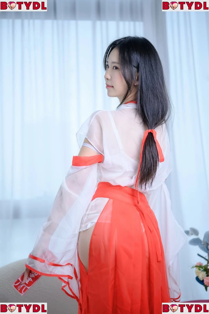 Dou Niang_li Shi 抖娘-利世 Onlyfans Photo Gallery 