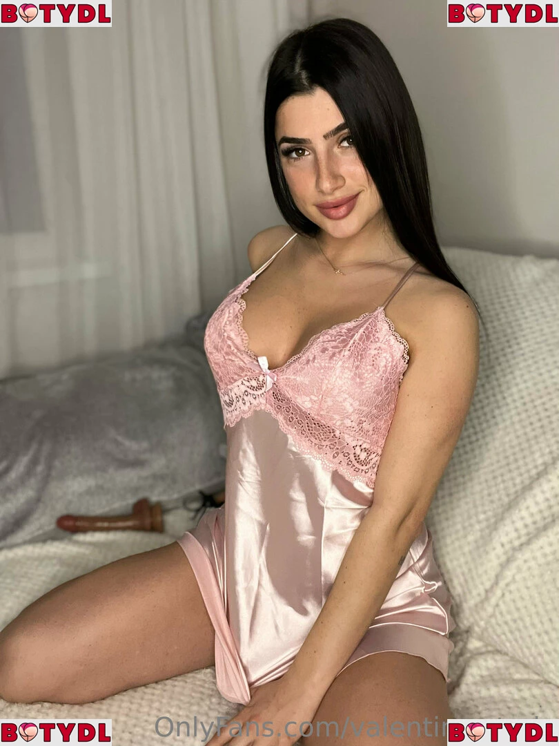 valentina.study Onlyfans Photo Gallery 