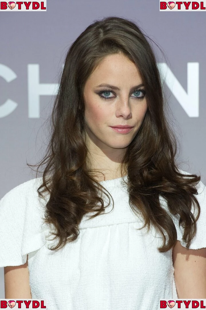 Kaya Scodelario Onlyfans Photo Gallery 