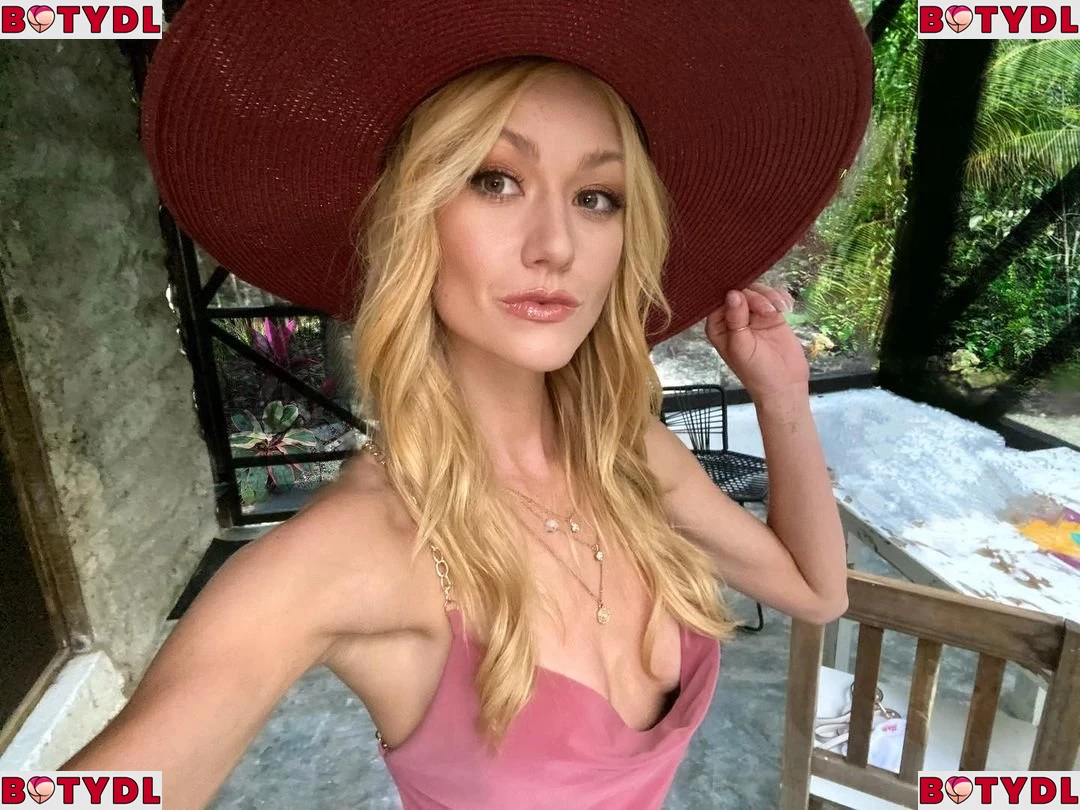 Katherine McNamara Onlyfans Photo Gallery 