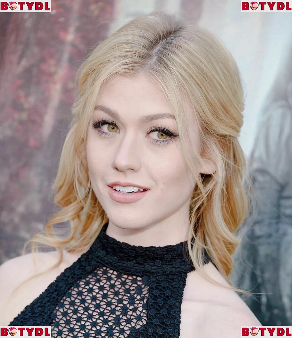 Katherine McNamara Onlyfans Photo Gallery 