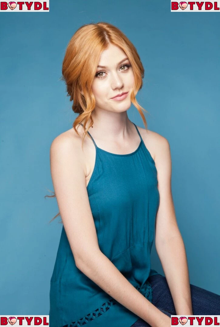 Katherine McNamara Onlyfans Photo Gallery 