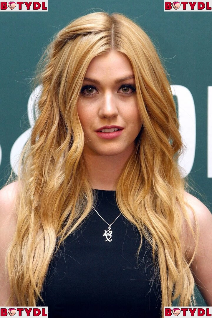 Katherine McNamara Onlyfans Photo Gallery 