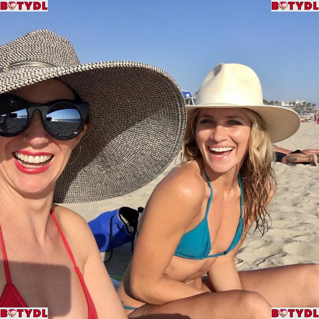 Shantel VanSanten Onlyfans Photo Gallery 