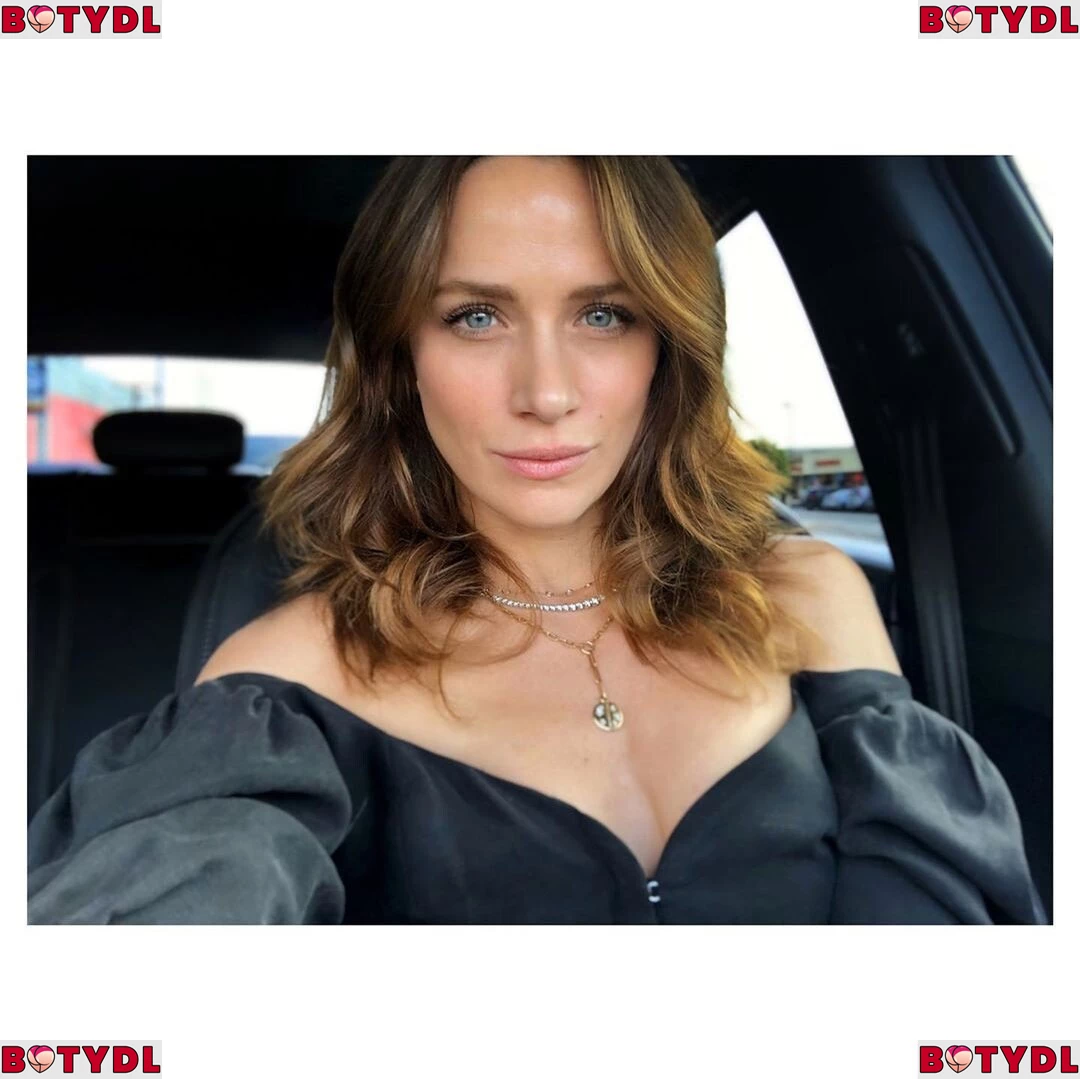 Shantel VanSanten Onlyfans Photo Gallery 