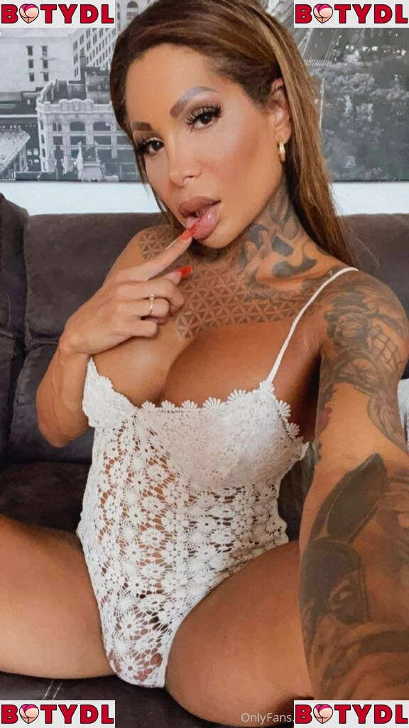 vanessajhons1 Onlyfans Photo Gallery 