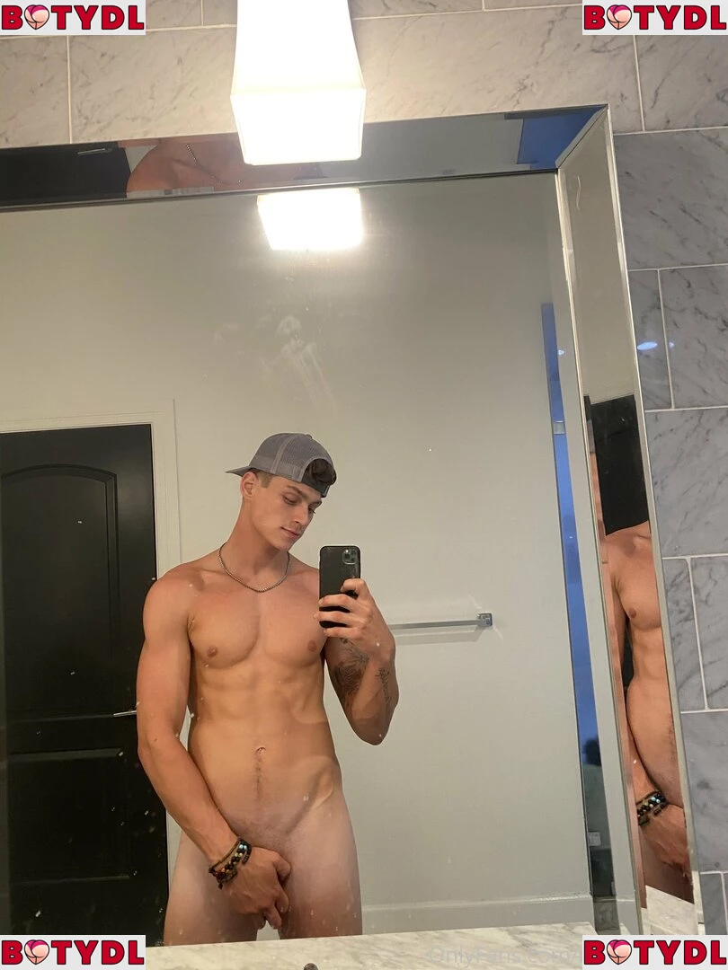 hungodeyfree Onlyfans Photo Gallery 