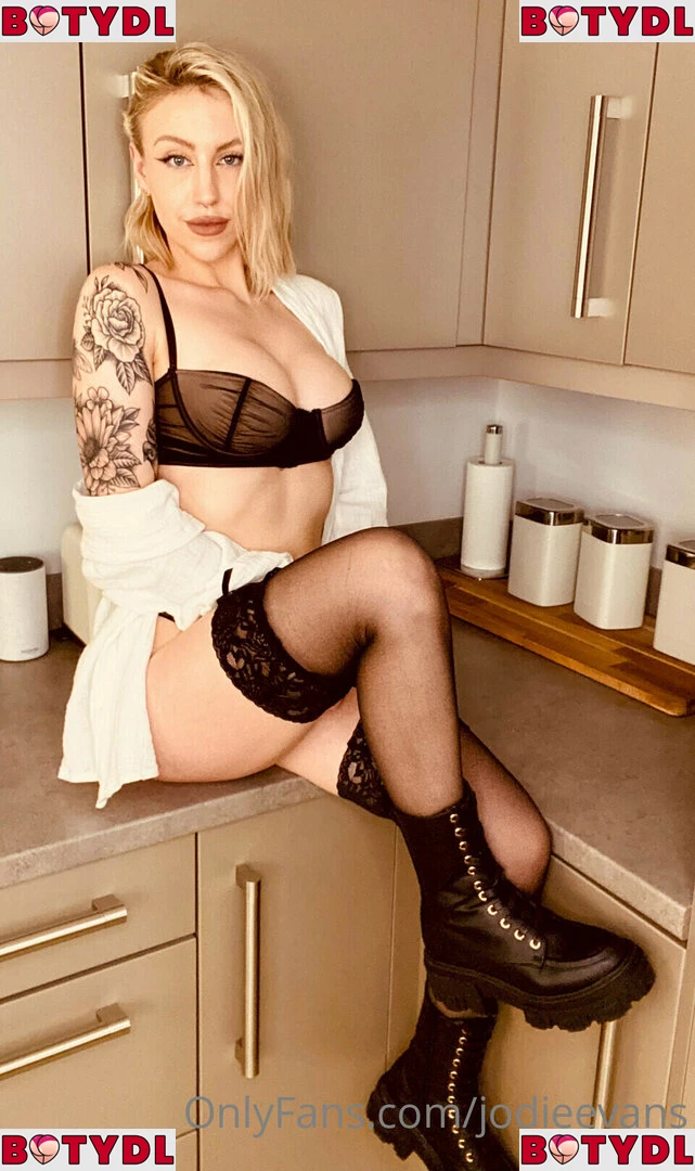 Jodie Evans Onlyfans Photo Gallery 