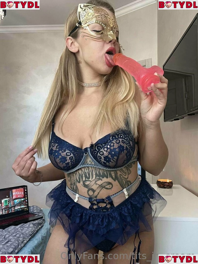 yourdolllilith Onlyfans Photo Gallery 