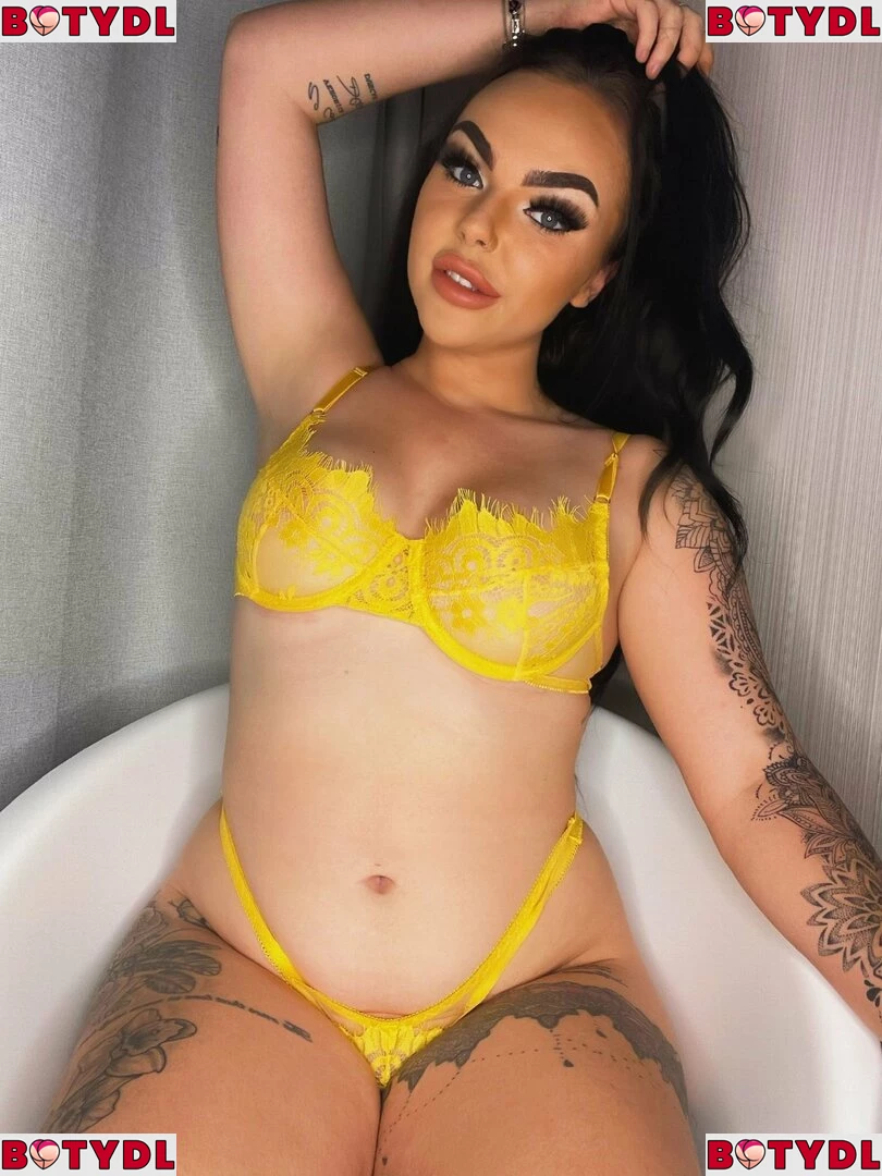 ameliaskye Onlyfans Photo Gallery 