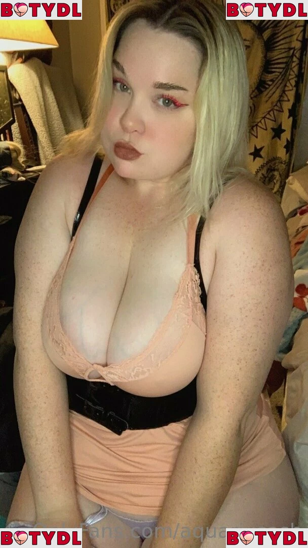 aquariusash Onlyfans Photo Gallery 