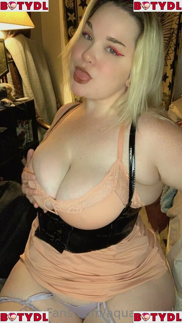 aquariusash Onlyfans Photo Gallery 