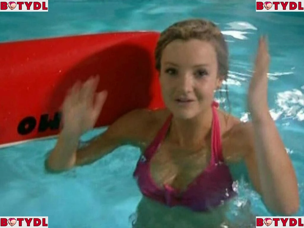 Helen Skelton Onlyfans Photo Gallery 