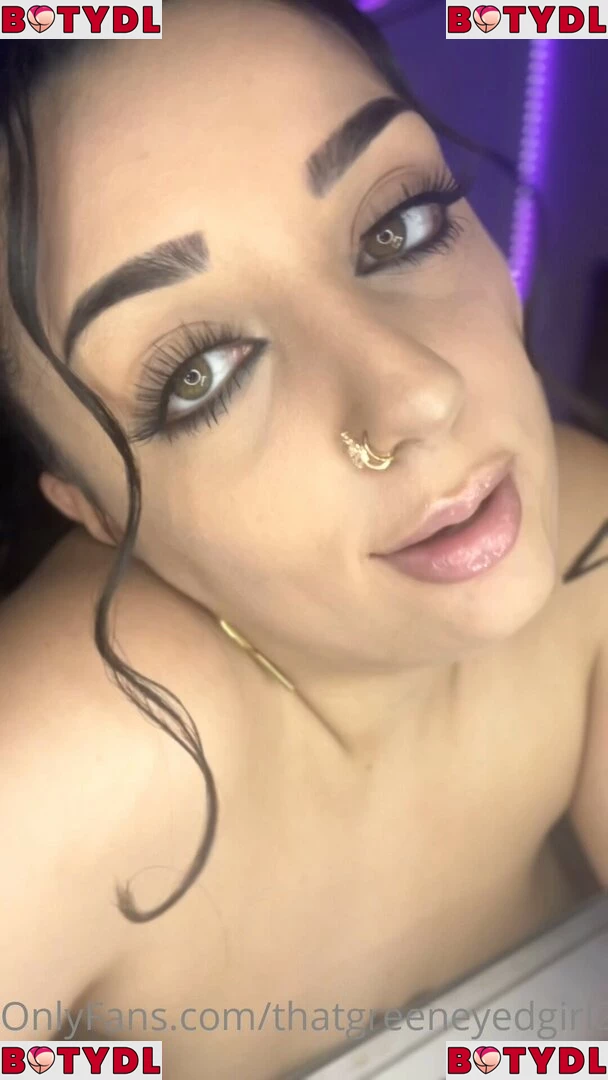 ThatGreenEyedGirl22 Onlyfans Photo Gallery 