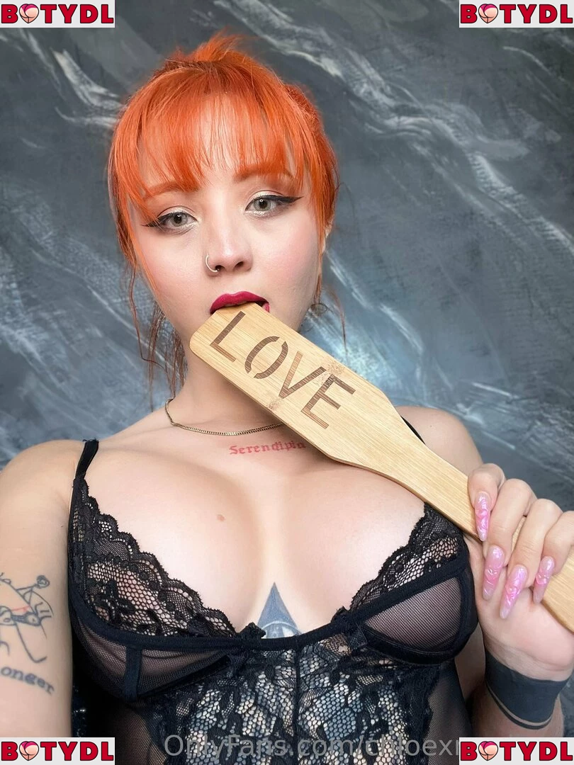 redgingerflame Onlyfans Photo Gallery 