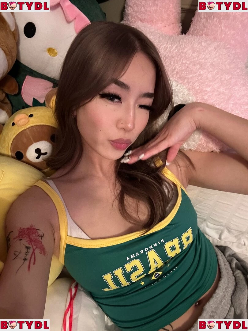 Harmonee Yang Onlyfans Photo Gallery 