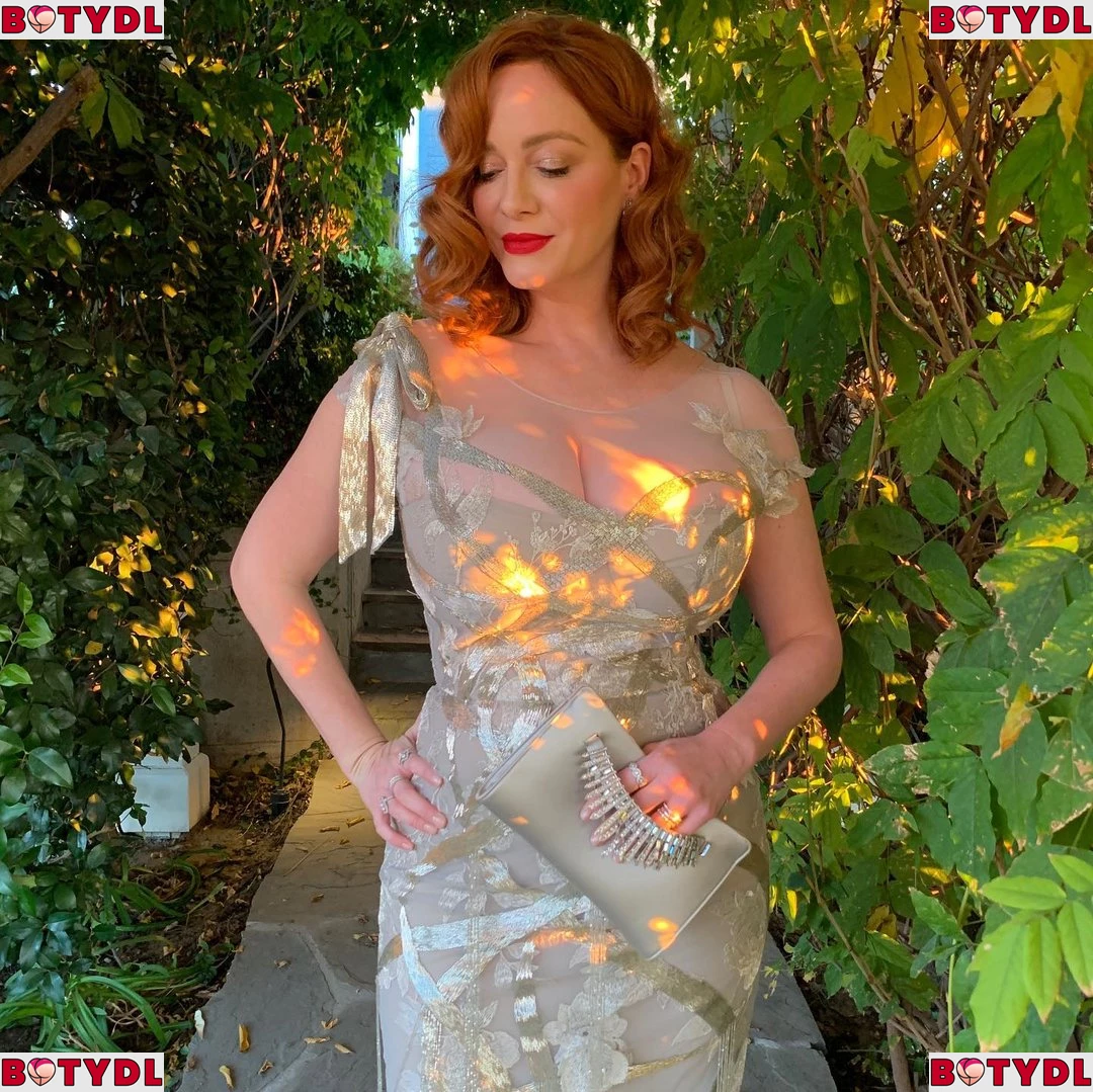 Christina Hendricks Onlyfans Photo Gallery 