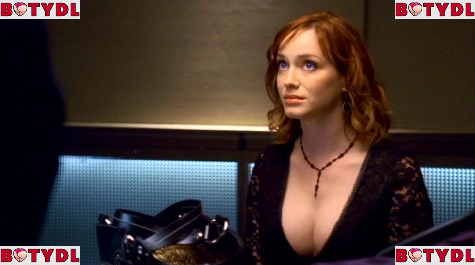 Christina Hendricks Onlyfans Photo Gallery 