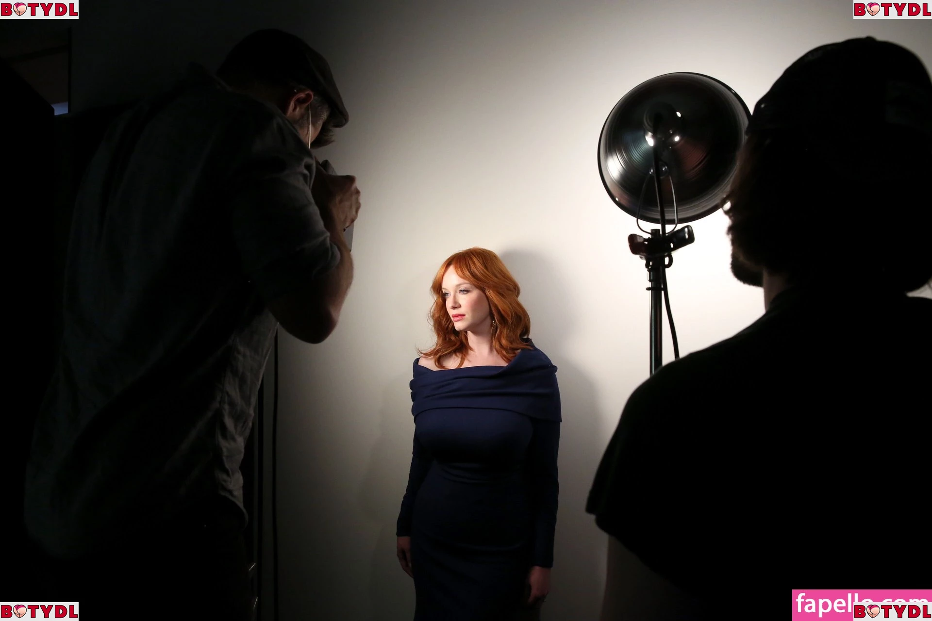 Christina Hendricks Onlyfans Photo Gallery 