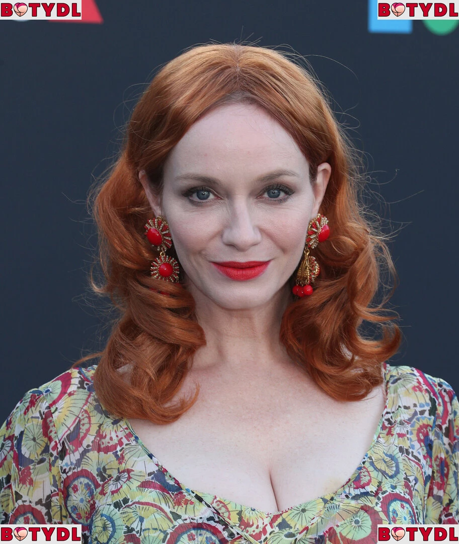 Christina Hendricks Onlyfans Photo Gallery 