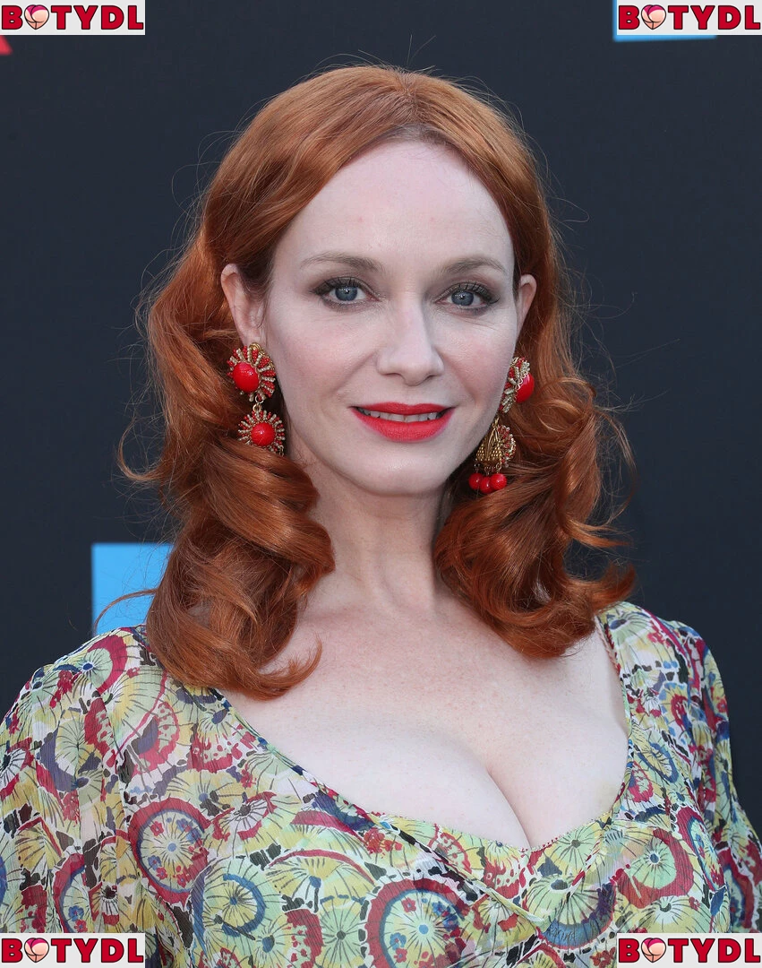 Christina Hendricks Onlyfans Photo Gallery 