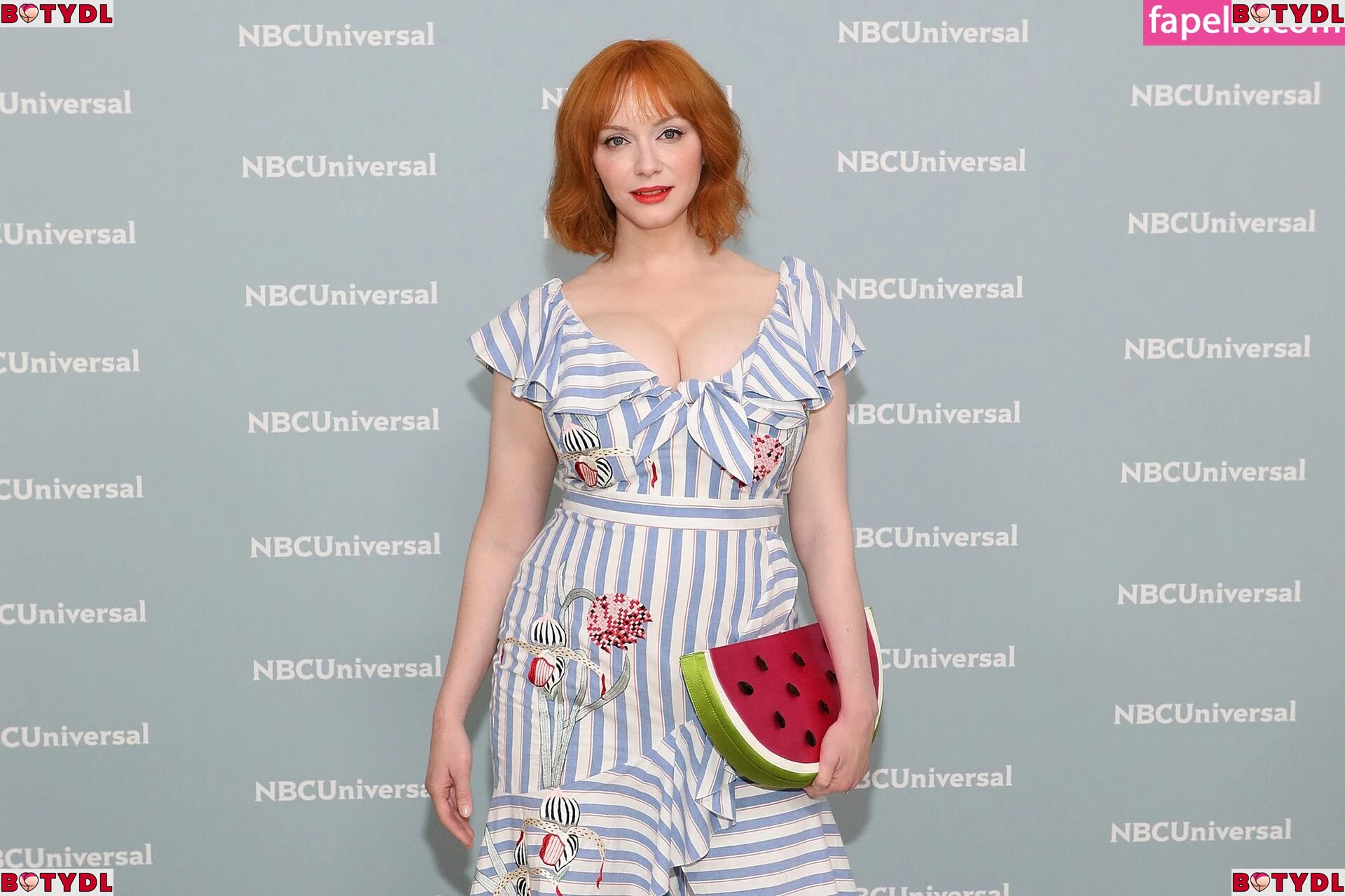 Christina Hendricks Onlyfans Photo Gallery 