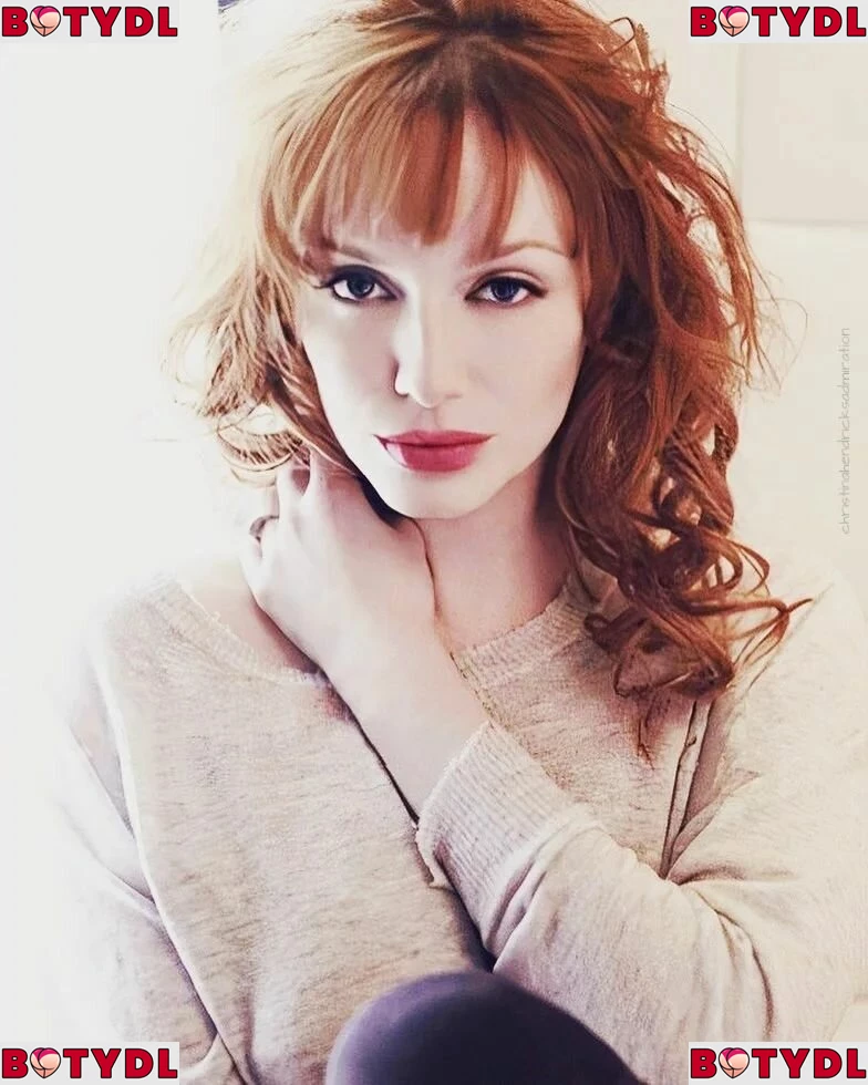 Christina Hendricks Onlyfans Photo Gallery 