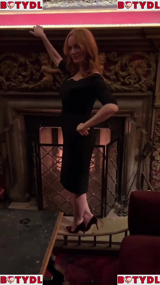 Christina Hendricks Onlyfans Photo Gallery 