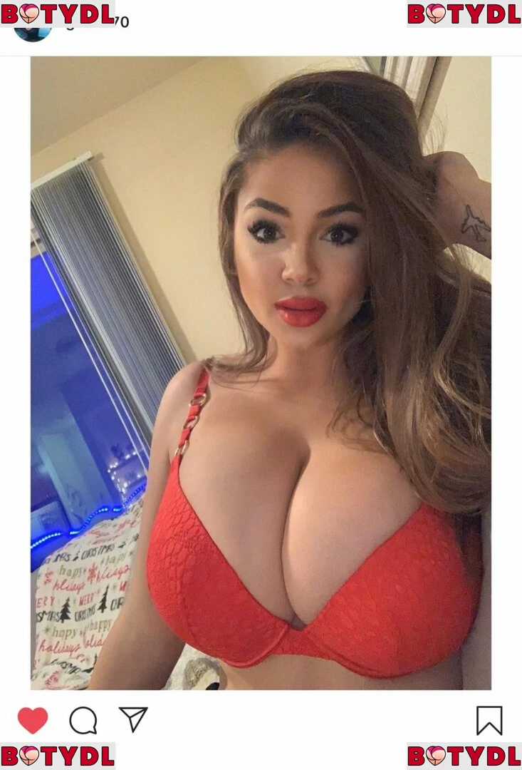 Gabriella Onlyfans Photo Gallery 