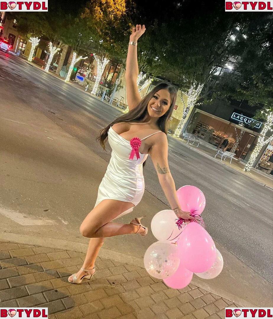 Gabriella Onlyfans Photo Gallery 