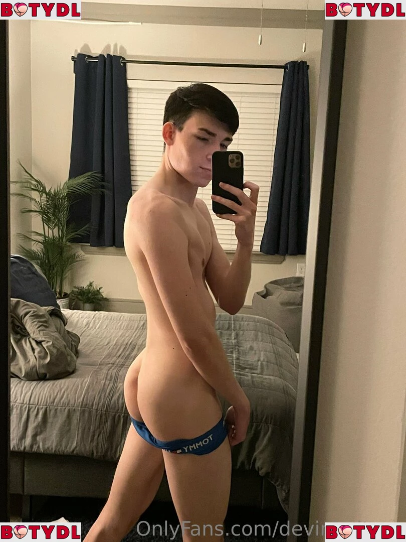 devinholtxxx Onlyfans Photo Gallery 