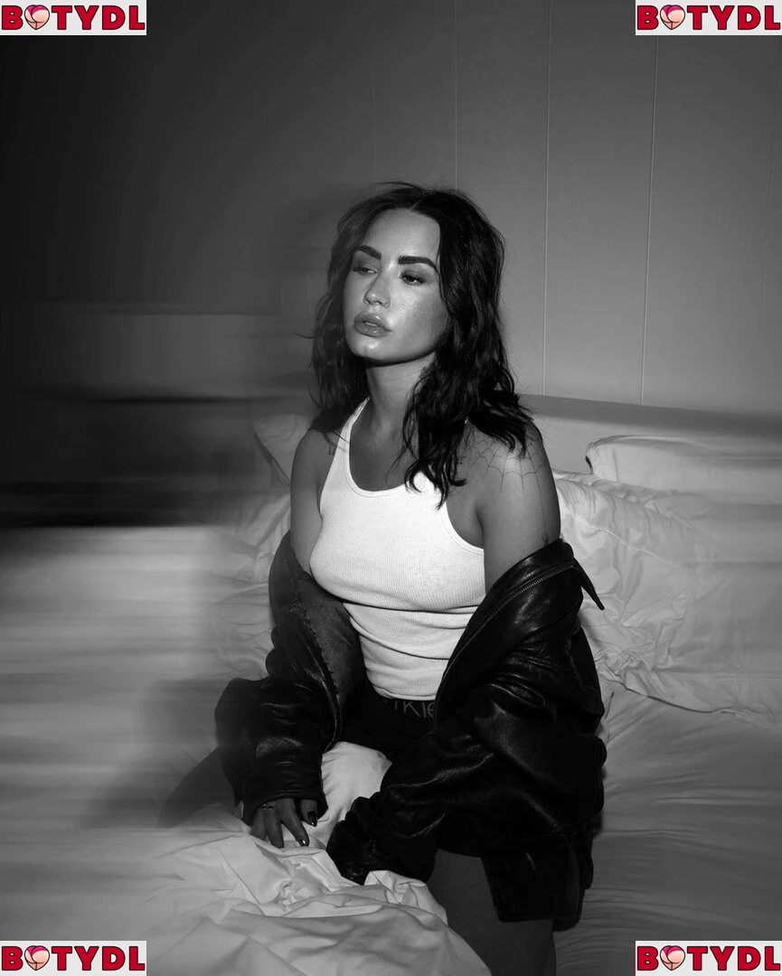 Demi Lovato Onlyfans Photo Gallery 