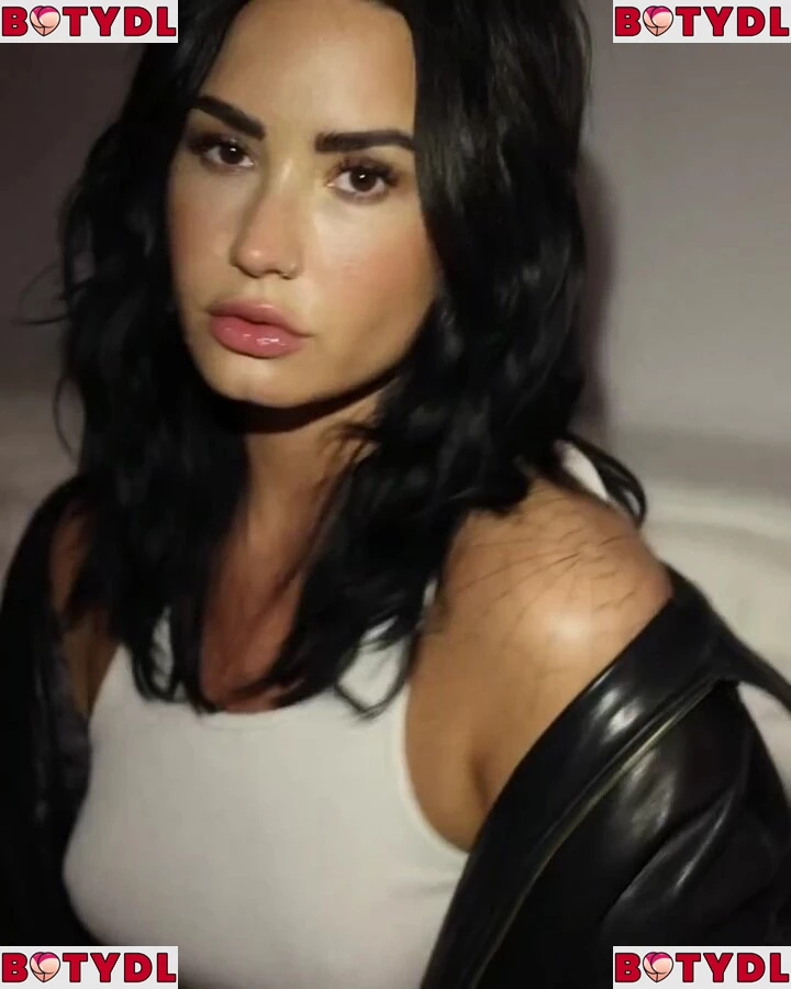 Demi Lovato Onlyfans Photo Gallery 