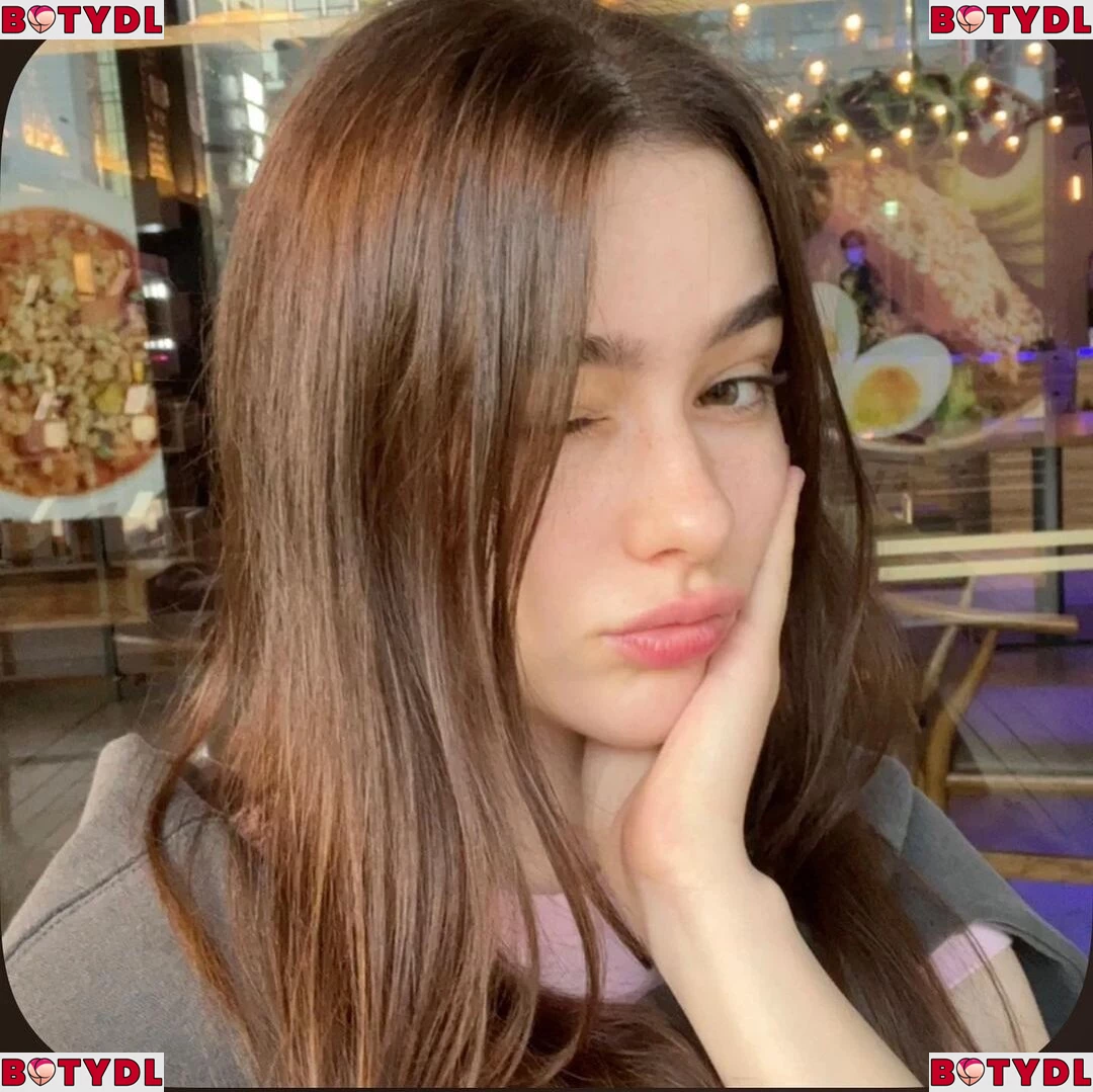 Dasha Tarab Onlyfans Photo Gallery 