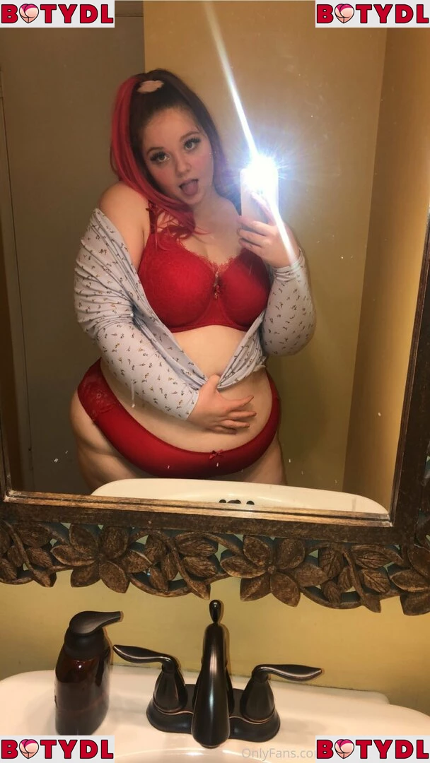 phattiefawn Onlyfans Photo Gallery 