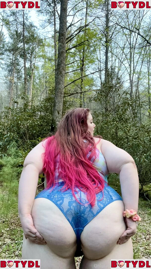 phattiefawn Onlyfans Photo Gallery 