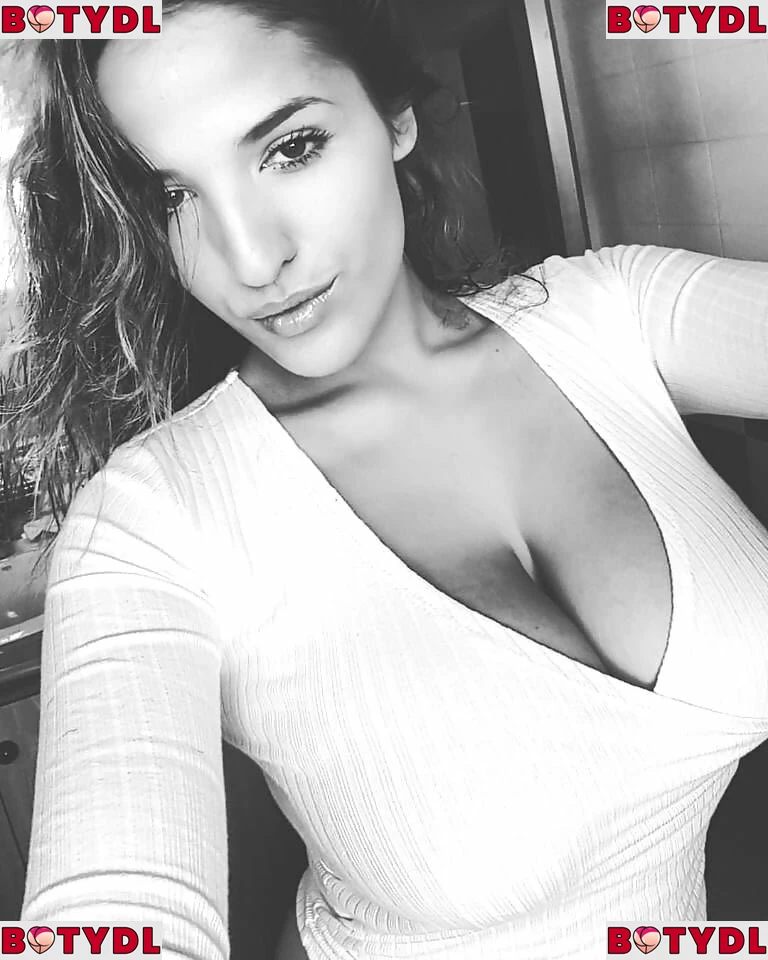 Adriana Barreto Onlyfans Photo Gallery 