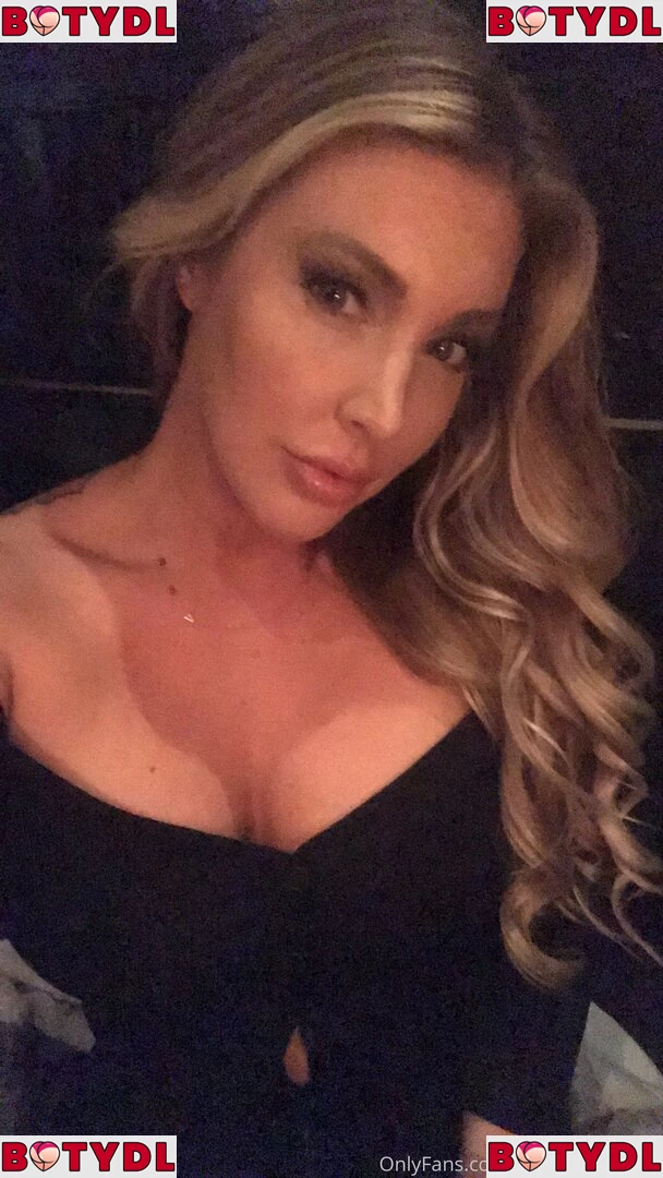 Samantha Saint Onlyfans Photo Gallery 