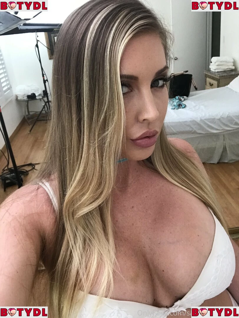 Samantha Saint Onlyfans Photo Gallery 