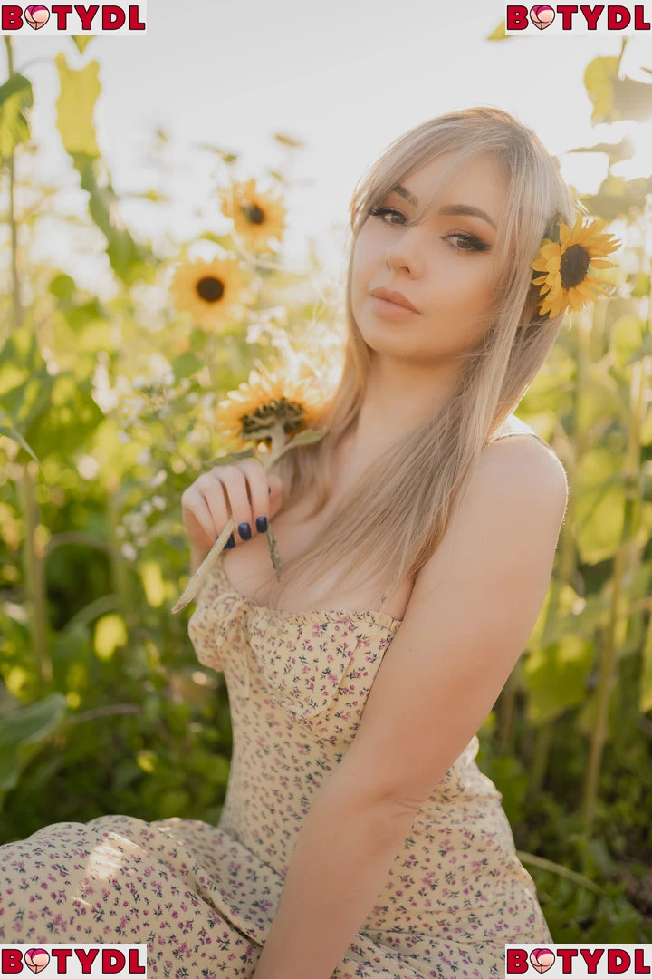 Amy Thunderbolt Onlyfans Photo Gallery 