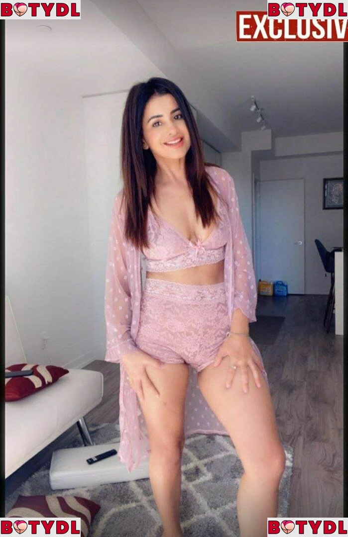 Meetii Kalher Onlyfans Photo Gallery 